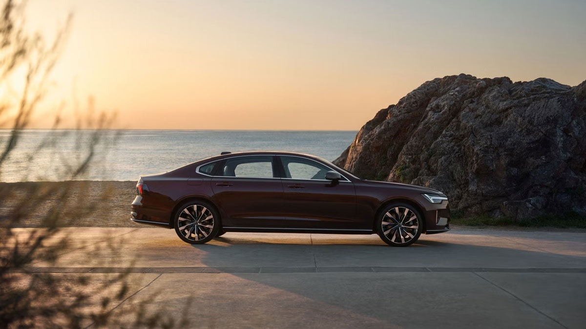 Volvo S90 Plug in Hybrid 2026