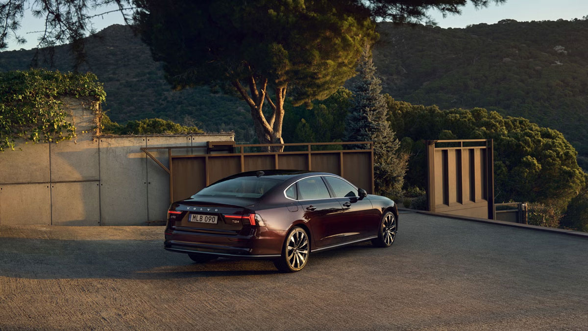 Volvo S90 Plug in Hybrid 2026