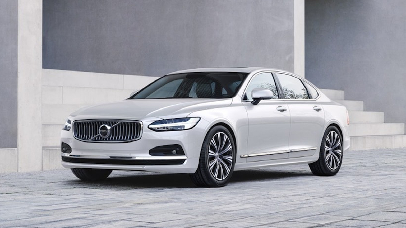 Volvo S90 Plug-in Hybrid Ultra 2025