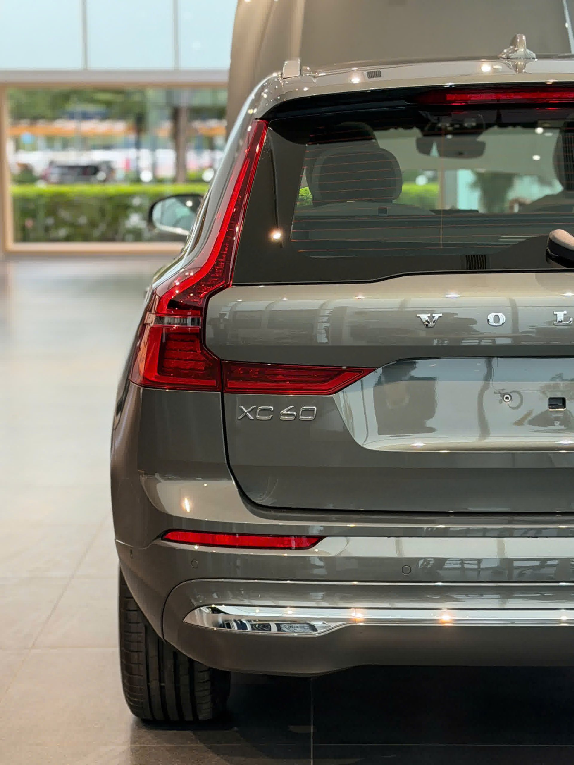 Volvo XC60 Hybrid 2026