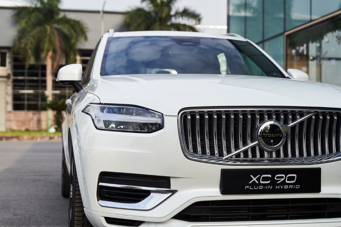 THIẾT KẾ NGOẠI THẤT VOLVO XC90 PLUG-IN HYBRID ULTRA 2025