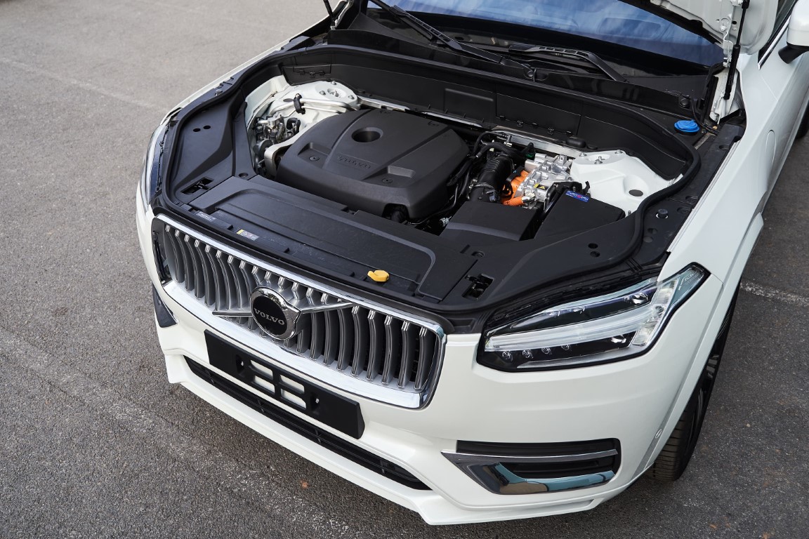 Động cơ Volvo XC90 Plug-in Hybrid 2025  